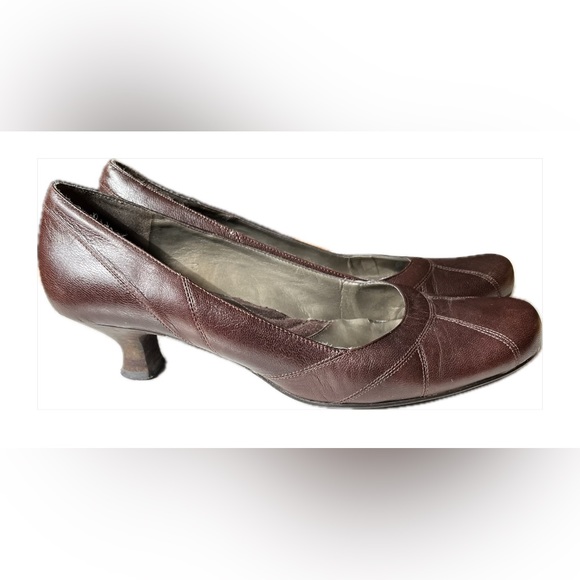 Kennth Cole Reaction kitten heels - Picture 4 of 7